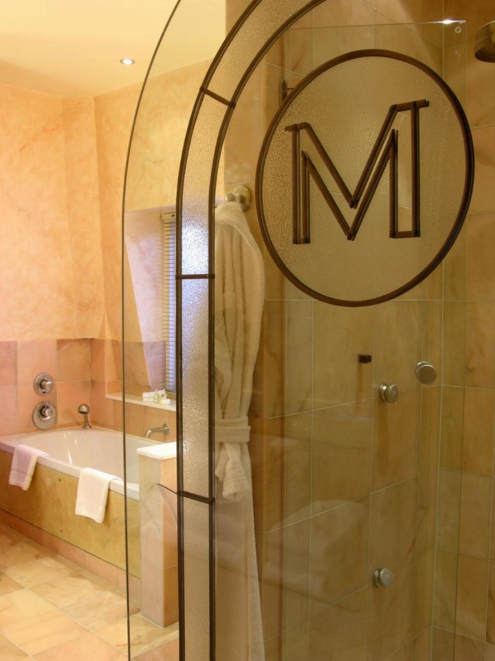 The Mandeville Hotel Image 26